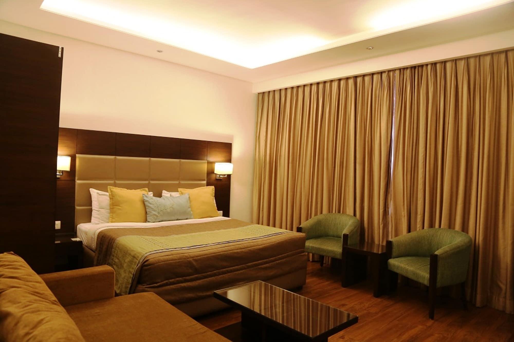 Hotel Africa Avenue Gk - 1 Nueva Delhi Exterior foto
