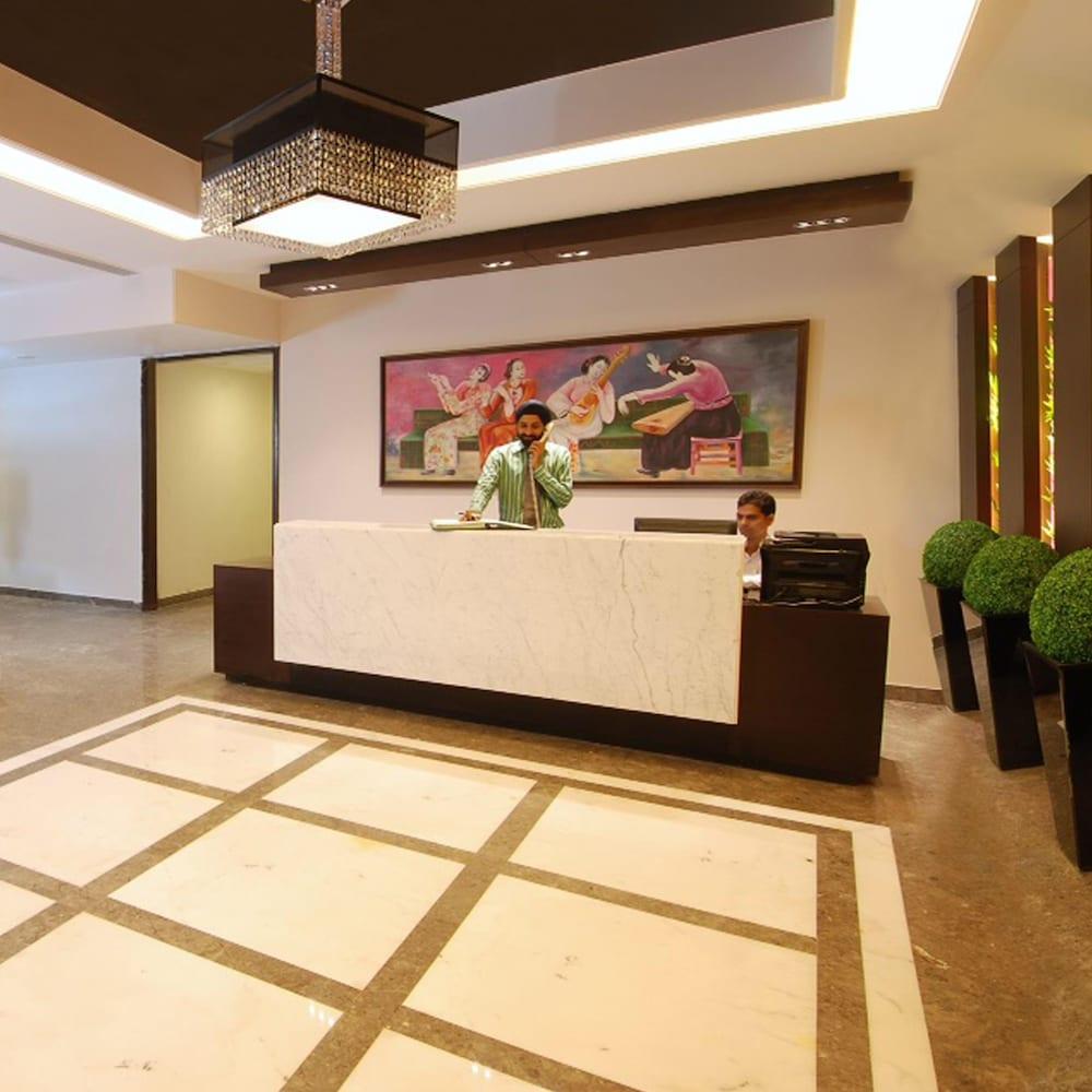 Hotel Africa Avenue Gk - 1 Nueva Delhi Exterior foto