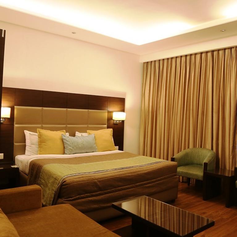 Hotel Africa Avenue Gk - 1 Nueva Delhi Exterior foto
