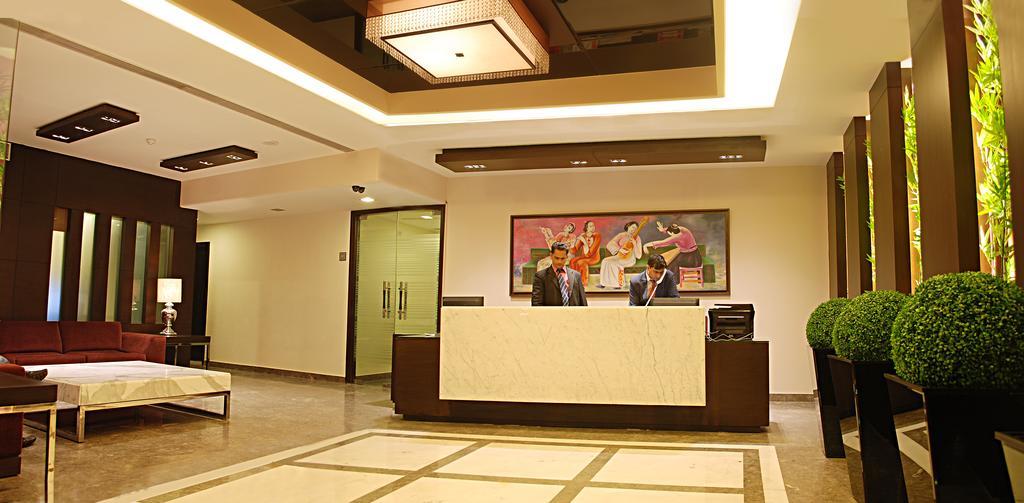 Hotel Africa Avenue Gk - 1 Nueva Delhi Exterior foto